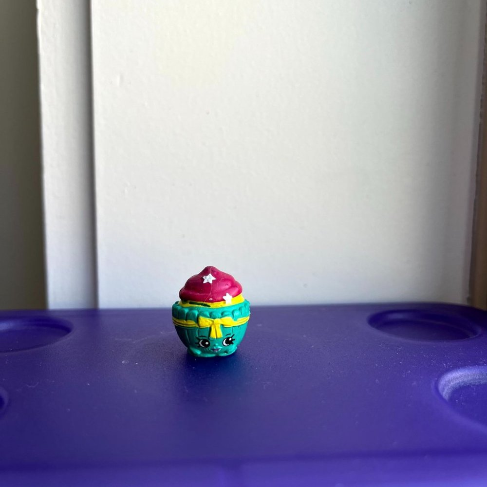 Shopkins Season 3 #12 PATTY CAKE Green Mint OOP